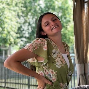 Meet your Posher, Ashley